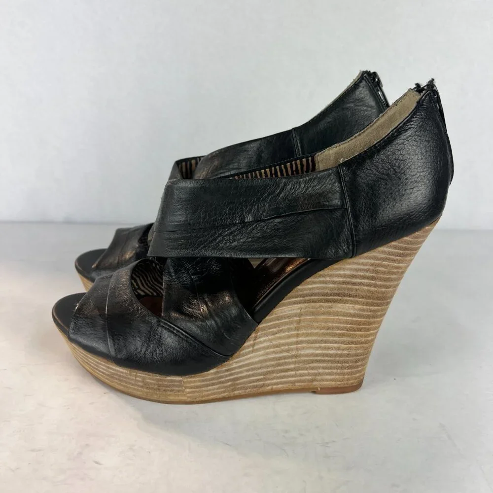 Seychelles Sandals Womens 8.5 Black Leather Wedge Stacked Heel Criss Cross‎